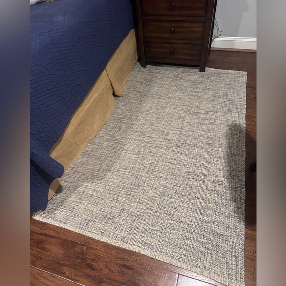 Annie Selke Marled Handwoven Cotton Rug: Indigo - Picture 7 of 8